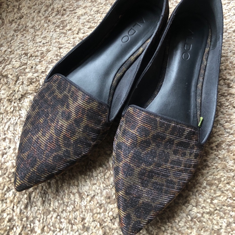 Aldo Metalic Leapord Flats
